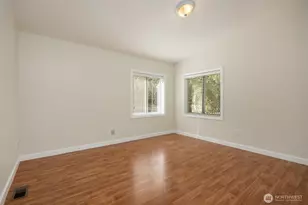 1754 NE Mesford Rd, Poulsbo, WA 98370 - Photo 11