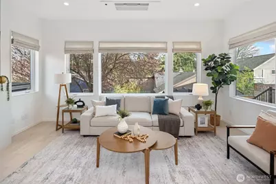 7012 Ravenna Avenue NE, Seattle, WA 98115 - Photo 3