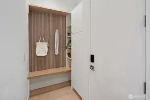 7012 Ravenna Ave NE, Seattle, WA 98115 - Photo 9