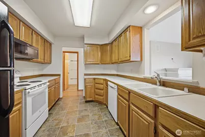 3412 W 4th St, Anacortes, WA 98221 - Photo 5