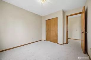 3412 W 4th St, Anacortes, WA 98221 - Photo 9