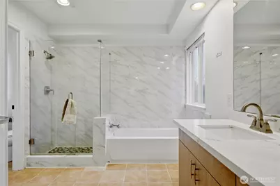 25024 SE 41st Drive, Sammamish, WA 98029 - Photo 19