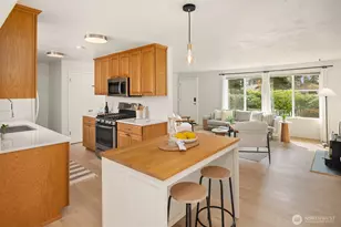 6717 193rd St SW, Lynnwood, WA 98036 - Photo 9