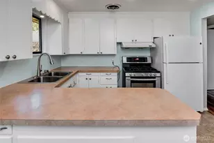 1840 NE 171st St, Shoreline, WA 98155 - Photo 15