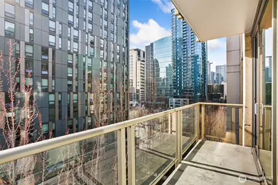 910 Lenora Street #903, Seattle, WA 98121 - Photo 11