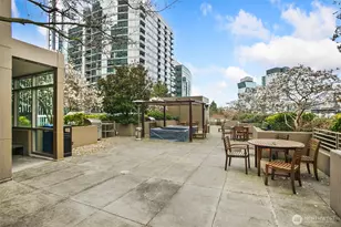 910 Lenora St, Seattle, WA 98121 - Photo 21