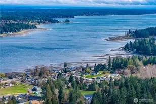 101 E Lake Forest Dr, Allyn, WA 98524 - Photo 29