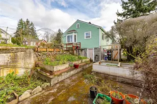 703 N 8th St, Mount Vernon, WA 98273 - Photo 29