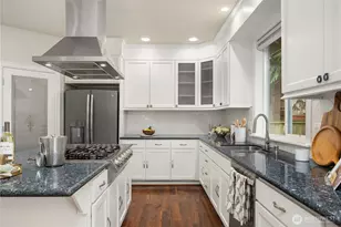 10719 121st Pl NE, Kirkland, WA 98033 - Photo 15