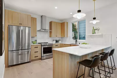 8812 41st Avenue SW, Seattle, WA 98136 - Photo 5