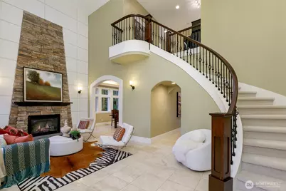 3712 88th Avenue SE, Mercer Island, WA 98040 - Photo 3