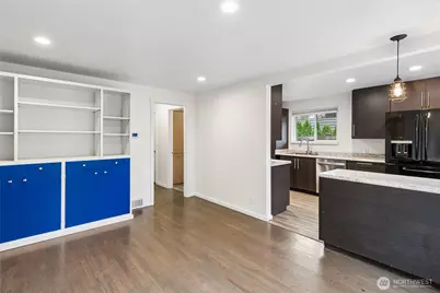 13035 N Meridian Ave, Seattle, WA 98133 - Photo 3