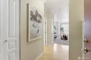 225 Logan Ave S, Renton, WA 98057 - Photo 3