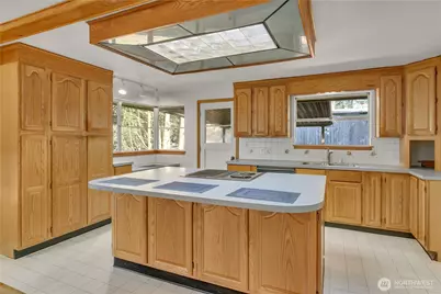 509 106th Street S, Tacoma, WA 98444 - Photo 13