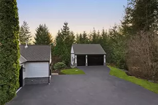 22439 SE 313th Pl, Black Diamond, WA 98010 - Photo 5
