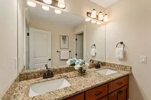 8718 NE 134th St, Kirkland, WA 98034 - Photo 17