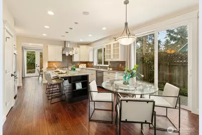 8718 NE 134th Street, Kirkland, WA 98034 - Photo 13