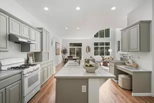 2465 132nd Ave SE, Bellevue, WA 98005 - Photo 9