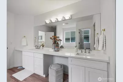 2465 132nd Avenue SE, Bellevue, WA 98005 - Photo 21