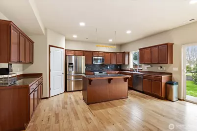 5622 117th Place NE, Marysville, WA 98271 - Photo 9