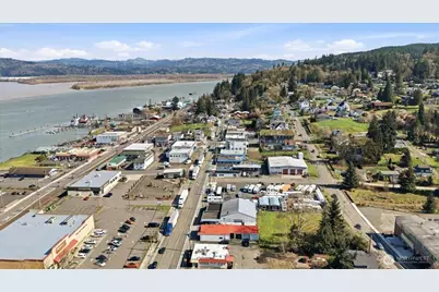 222 W B Street, Rainier, OR 97048 - Photo 25