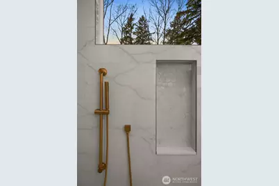 8403 NE 137th Street, Kirkland, WA 98034 - Photo 23