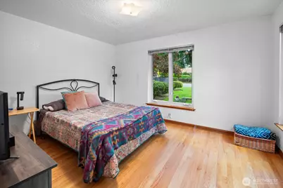 10445 Marine View Drive SW, Seattle, WA 98146 - Photo 15