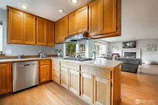 1959 Rhododendron Way, Bellingham, WA 98229 - Photo 9