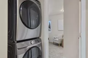 8823 Holly Dr, Everett, WA 98208 - Photo 17