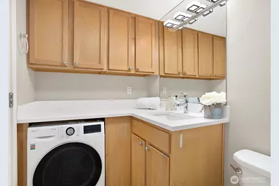 1601 Taylor Avenue N #405, Seattle, WA 98109 - Photo 17