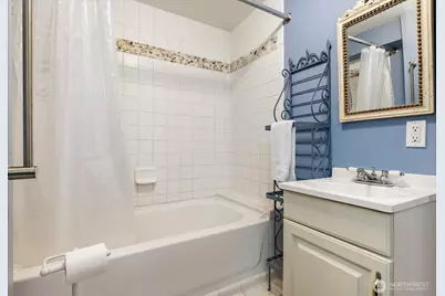 2745 Evening Glory Court, Clinton, WA 98236 - Photo 17