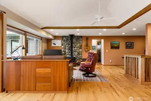 2745 Evening Glory Ct, Clinton, WA 98236 - Photo 7