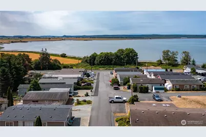 11453 Bayview Edison Rd #16, Mount Vernon, WA 98273 - Photo 33