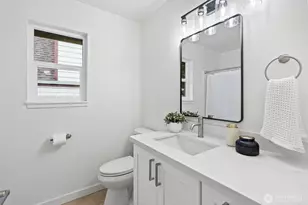 1925 5th St, Bremerton, WA 98337 - Photo 21