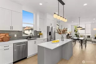 1627 B 21st Ave, Seattle, WA 98122 - Photo 17