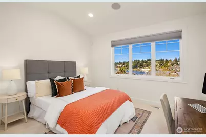 9750 SE 5th Street, Bellevue, WA 98004 - Photo 29