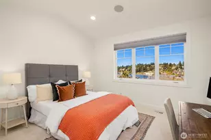 9750 SE 5th St, Bellevue, WA 98004 - Photo 29