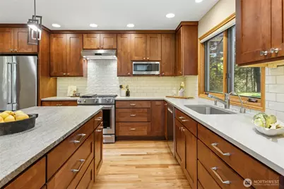 17812 NE 154th Street, Woodinville, WA 98072 - Photo 9