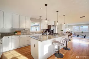 15023 Simonds Rd NE, Kenmore, WA 98028 - Photo 9