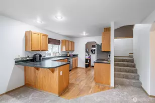 11008 184th Ave, Bonney Lake, WA 98391 - Photo 7