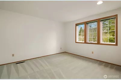 2122 221st Place NE, Sammamish, WA 98074 - Photo 27