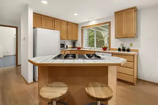 2122 221st Pl NE, Sammamish, WA 98074 - Photo 9