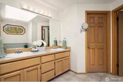 2122 221st Place NE, Sammamish, WA 98074 - Photo 21