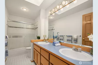 2122 221st Place NE, Sammamish, WA 98074 - Photo 29