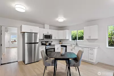 1925 5th Street, Bremerton, WA 98337 - Photo 17