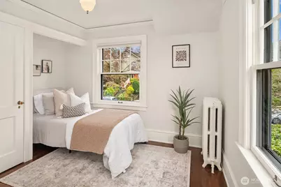 5260 18th Avenue NE, Seattle, WA 98105 - Photo 25