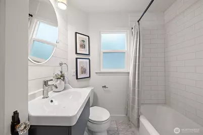 1035 NE 100th Street, Seattle, WA 98125 - Photo 13