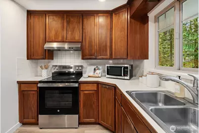 3057 241st Avenue SE, Sammamish, WA 98075 - Photo 15