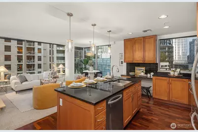 10610 NE 9th Place #809, Bellevue, WA 98004 - Photo 15