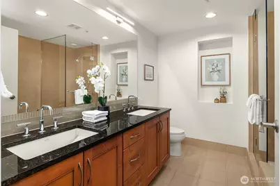 10610 NE 9th Place #809, Bellevue, WA 98004 - Photo 23